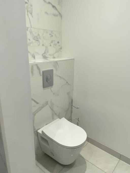 Maison Avec Jacuzzi - Louvres Proche Roissy Cdg - Paris Kültér fotó